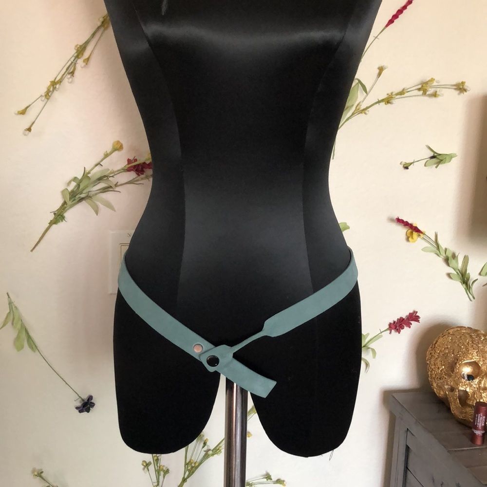 Balenciaga Sueded Leather Women’s Belt - Picture 4 of 7